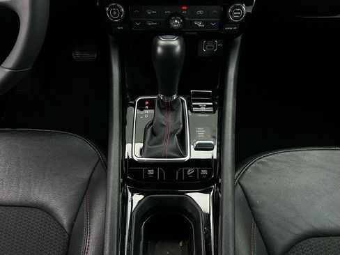 Used 2025 Jeep Compass Trailhawk w/ Trailer Tow Group AWD/4WD image 14