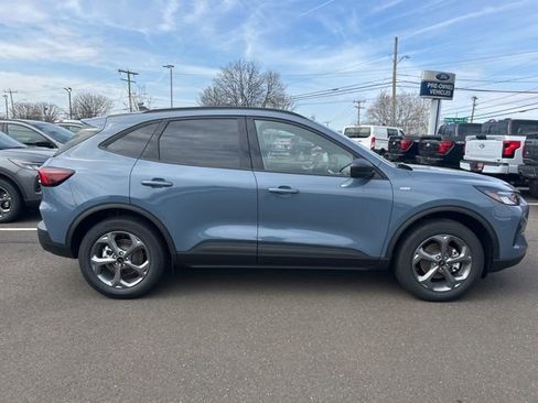 New 2026 Ford Escape ST-Line w/ Tech Pack #1 AWD/4WD image 8