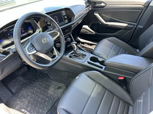 Certified 2024 Volkswagen Jetta SE FWD image 16