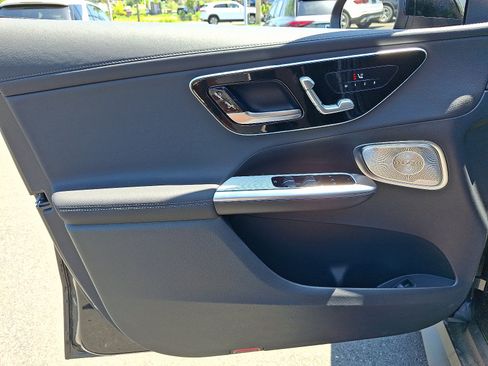 New 2025 Mercedes-Benz GLC 300 4MATIC image 12