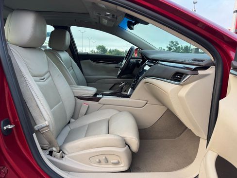 Used 2014 Cadillac XTS Luxury w/ Driver Awareness Package FWD image 18