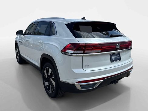 Used 2025 Volkswagen Atlas Cross Sport SEL AWD/4WD image 4