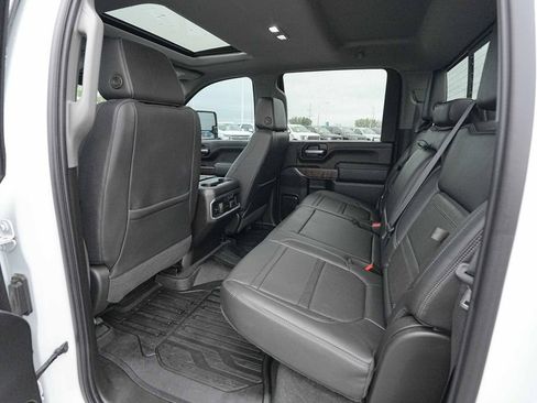 Used 2021 GMC Sierra 2500 Denali w/ Denali Ultimate Package AWD/4WD image 19