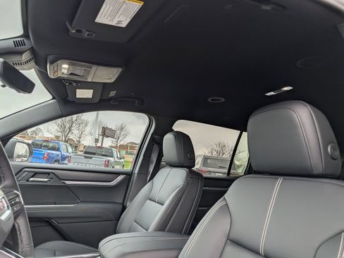 New 2026 GMC Acadia Elevation AWD/4WD image 6