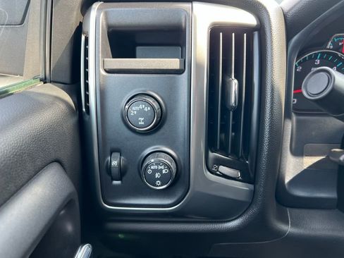 Used 2017 Chevrolet Silverado 1500 LT w/ All Star Edition image 31