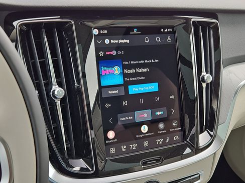 New 2026 Volvo V60 B5 Cross Country Plus w/ Protection Package Premier image 16