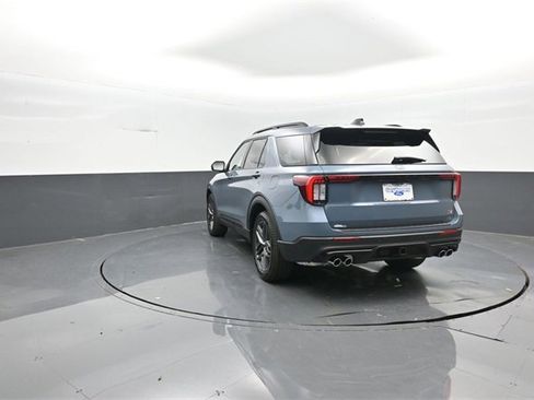 New 2026 Ford Explorer ST w/ Sun And Sound Package image 5