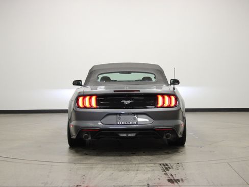 Used 2022 Ford Mustang Convertible w/ Equipment Group 101A image 7