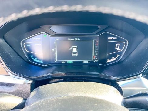 Certified 2022 Kia Niro LXS w/ Digital Cluster Package image 20