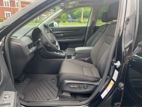Used 2024 Honda CR-V EX image 11