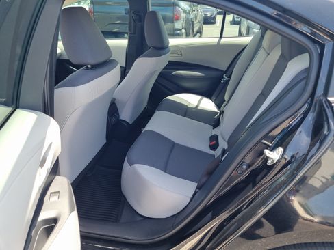 Used 2023 Toyota Corolla LE w/ LE Premium Package FWD image 9