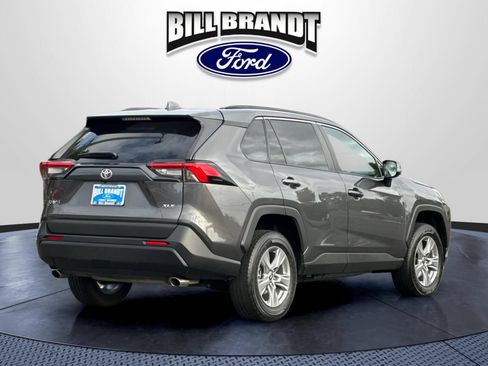 Used 2023 Toyota RAV4 XLE FWD image 3