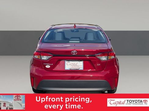 Used 2025 Toyota Corolla LE FWD image 6