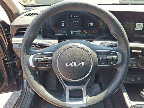 Used 2025 Kia K5 LXS FWD image 19