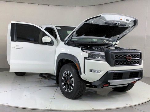 Used 2022 Nissan Frontier PRO-4X w/ Off-Road Protection Package image 48