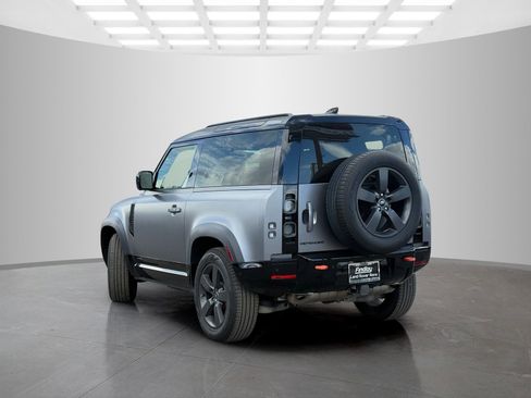 Used 2023 Land Rover Defender 90 X AWD/4WD image 7
