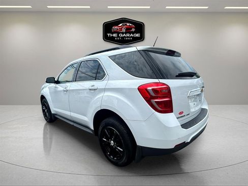 Used 2017 Chevrolet Equinox LT AWD/4WD image 3