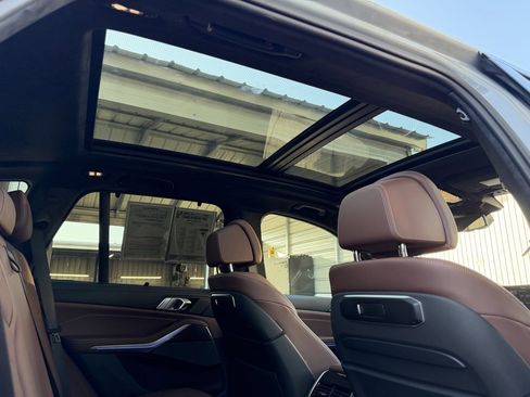 Used 2026 BMW X5 M60i image 29