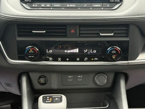 New 2026 Nissan Rogue SV image 27