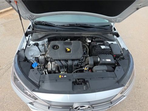 Used 2019 Hyundai Elantra SEL w/ Cargo Package image 32