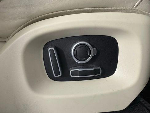 Used 2017 Land Rover Range Rover Sport HSE image 38