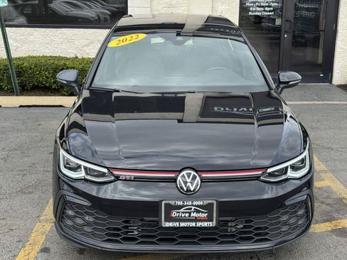 Used 2024 Volkswagen GTI SE FWD image 15