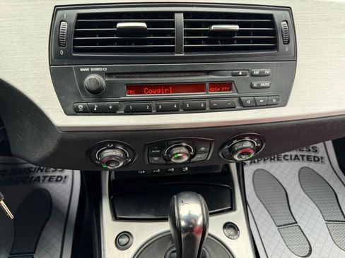 Used 2007 BMW Z4 3.0i image 7