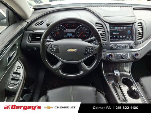 Certified 2018 Chevrolet Impala LT image 13