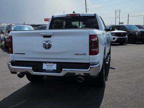 Used 2024 RAM 1500 Laramie AWD/4WD image 3
