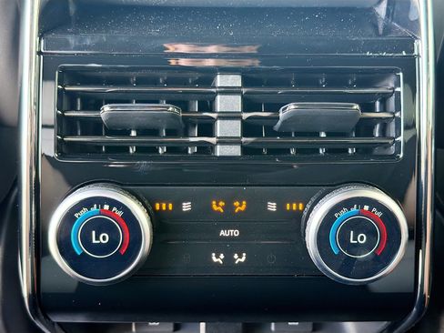 New 2026 Land Rover Range Rover Sport Dynamic SE AWD/4WD image 21
