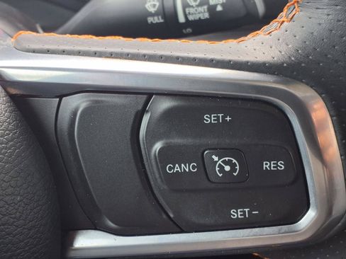 Used 2022 Jeep Gladiator Mojave AWD/4WD image 16