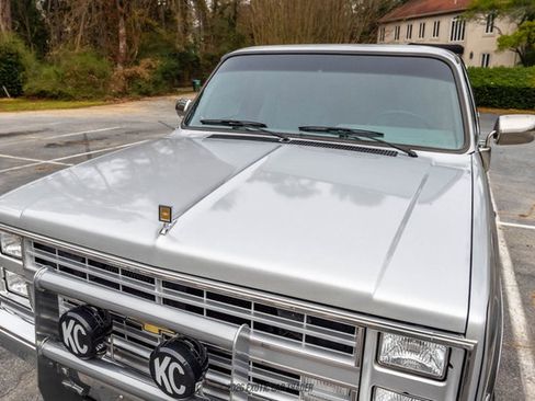 Used 1987 Chevrolet Blazer 4WD image 90