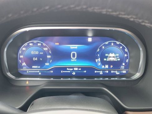 Used 2023 Chevrolet Tahoe High Country AWD/4WD image 7