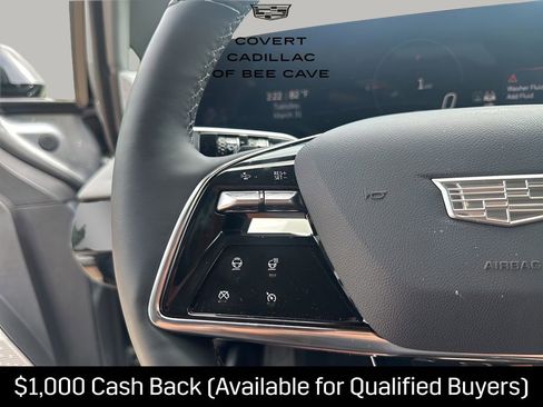 New 2026 Cadillac Optiq Luxury 2 w/ LPO, Floor Liner Package image 29