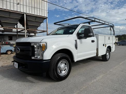 Used 2019 Ford F250 XL w/ Power Equipment Group image 1