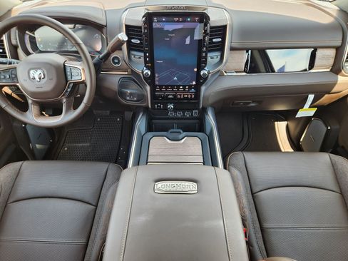 New 2026 RAM 2500 Limited AWD/4WD image 22