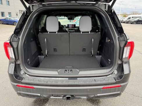 New 2026 Ford Explorer ST-Line w/ ST-Line Street Pack image 42