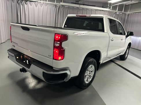 Used 2022 Chevrolet Silverado 1500 LT AWD/4WD image 7