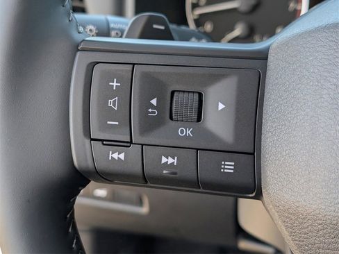 New 2026 Nissan Rogue SV image 18