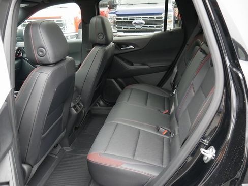 Used 2025 Chevrolet Equinox RS w/ Safety and Technology Package image 24