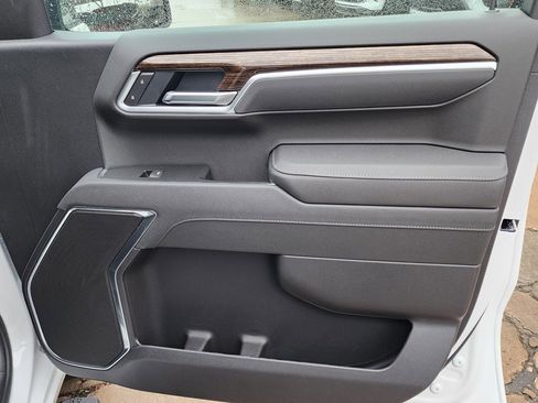 New 2026 GMC Sierra 1500 Elevation w/ LPO, Elevation Black Package image 36