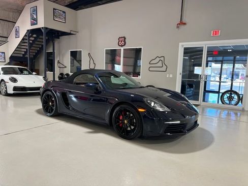 Used 2018 Porsche 718 Boxster S image 60