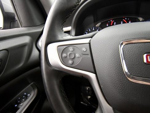 Used 2023 GMC Acadia SLT image 20