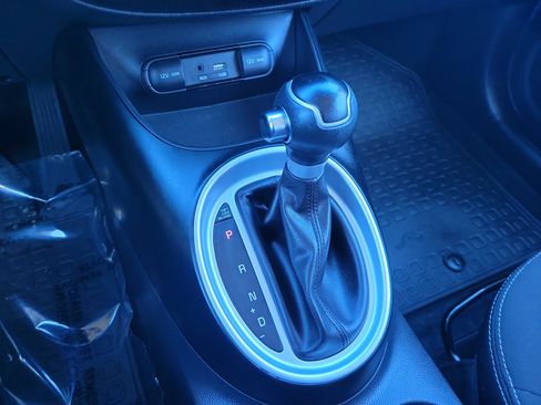 Used 2019 Kia Soul image 24