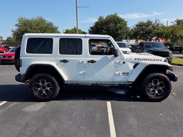 Used 2018 Jeep Wrangler Unlimited Rubicon w/ Dual Top Group AWD/4WD image 13