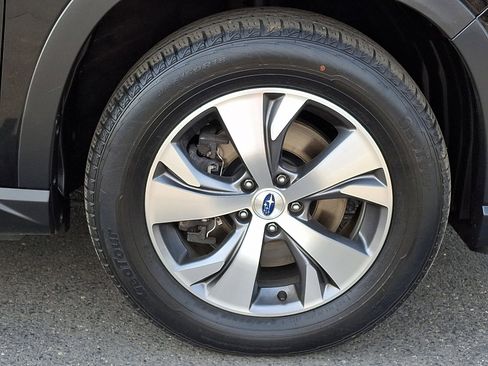 Used 2021 Subaru Ascent Premium w/ Convenience Package image 8