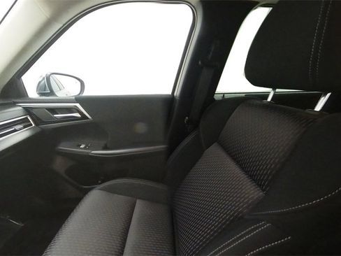 Used 2022 Mitsubishi Outlander ES image 29