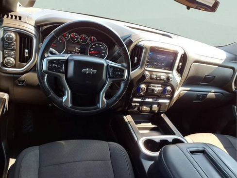 Used 2021 Chevrolet Silverado 1500 LT Trail Boss AWD/4WD image 4