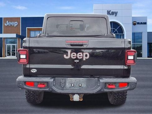 Used 2021 Jeep Gladiator Rubicon AWD/4WD image 4