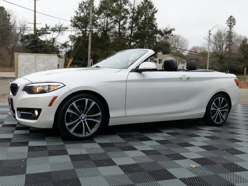 Used 2017 BMW 230i xDrive Convertible image 70